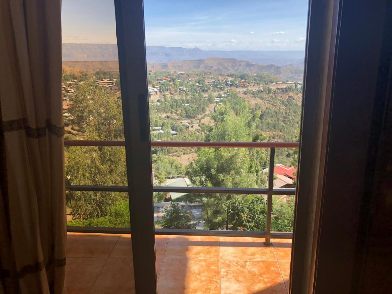 Red Rock Lalibela Hotel ภายนอก รูปภาพ